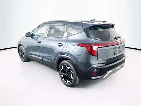 Used 2025 Kia Seltos S image 5