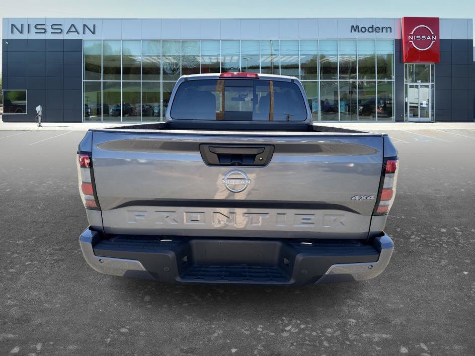 Used 2025 Nissan Frontier SV AWD/4WD image 9
