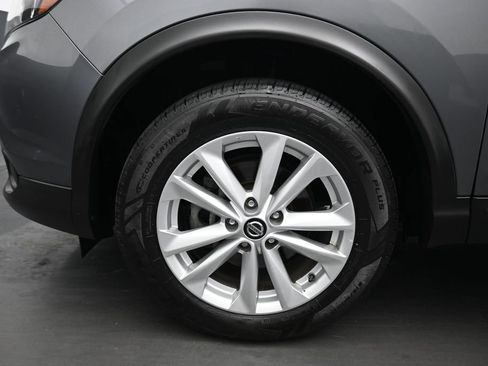 Used 2019 Nissan Rogue Sport SV AWD/4WD image 49