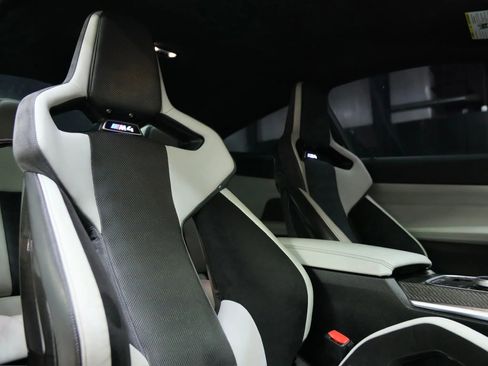 Used 2021 BMW M4 Competition w/ M Carbon Exterior Package image 30