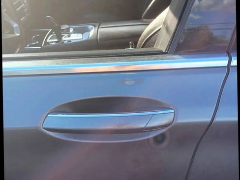Used 2016 BMW 740i RWD image 7