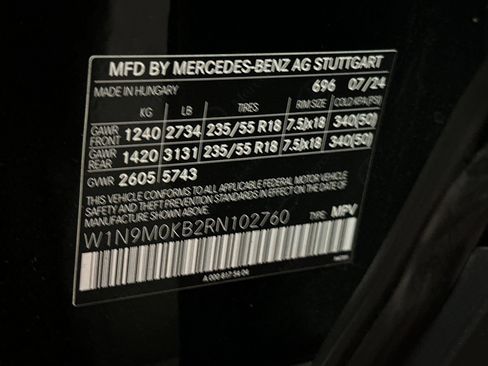 Certified 2024 Mercedes-Benz EQB 300 4MATIC image 40