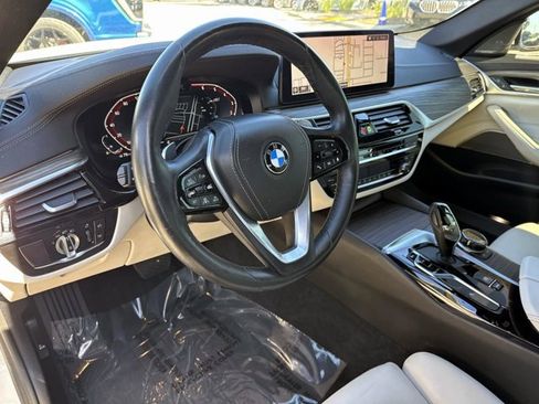 Certified 2022 BMW 530i 530i w/ Executive Package image 19