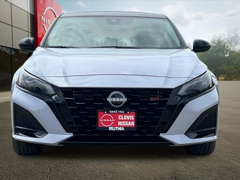 New 2026 Nissan Altima 2.5 SR FWD image 11