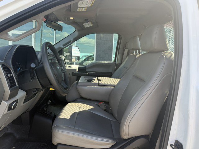 Used 2018 Ford F550 4x4 Regular Cab Super Duty image 25