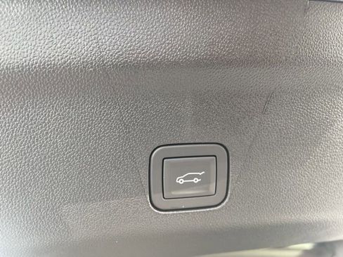 New 2026 Chevrolet Tahoe Premier image 12