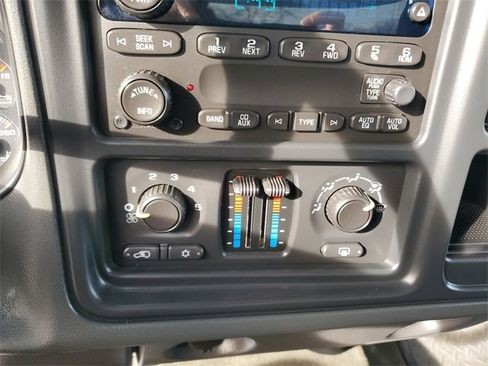 Used 2007 Chevrolet Silverado 1500 LT w/ Extended Cab Value Package image 18