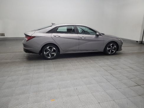 Used 2023 Hyundai Elantra Limited w/ Cargo Package FWD image 10
