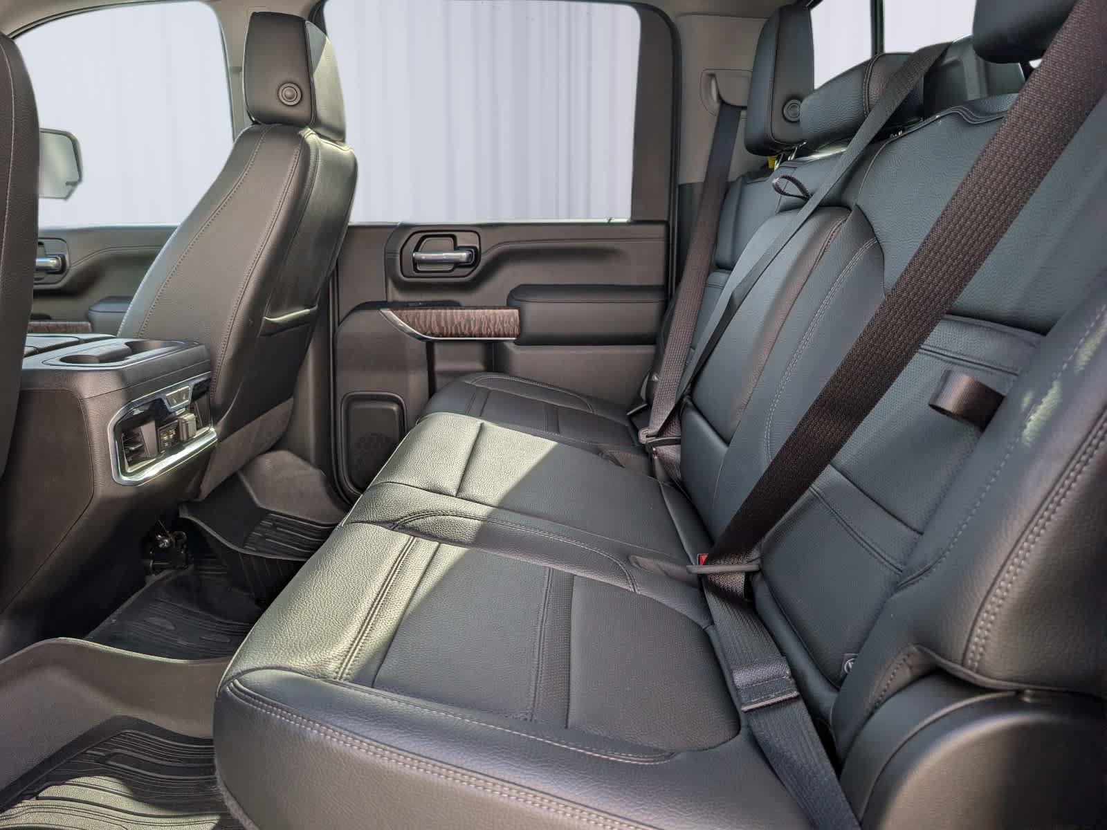 Certified 2023 GMC Sierra 3500 Denali w/ Denali Ultimate Package AWD/4WD image 16