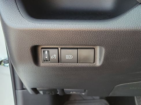 Used 2025 Toyota RAV4 LE image 27