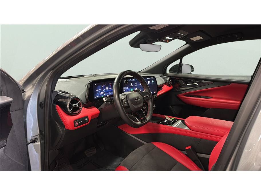 Used 2024 Chevrolet Blazer EV RS AWD/4WD image 15