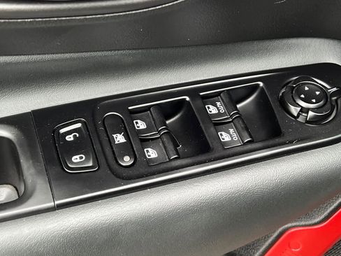 Used 2023 Jeep Renegade Trailhawk w/ Trailhawk Elite Group image 15