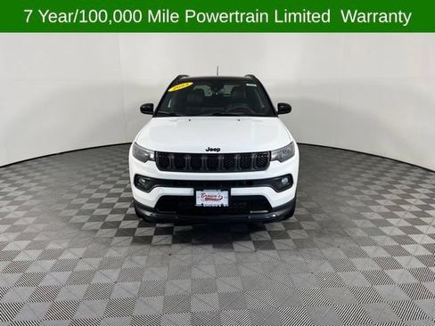 Used 2023 Jeep Compass Latitude w/ Sun and Sound Group AWD/4WD image 2