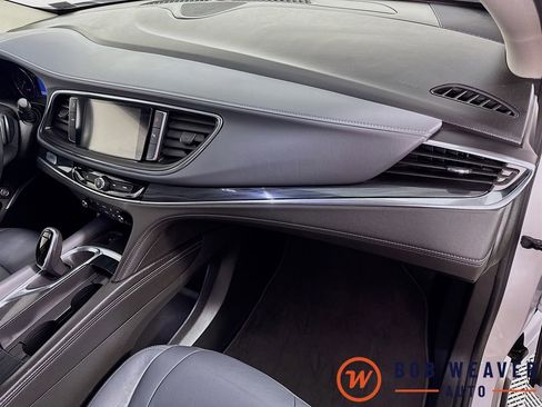Used 2021 Buick Enclave Essence AWD/4WD image 37