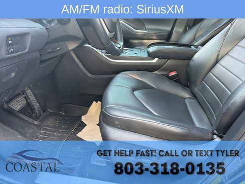 Used 2022 Toyota Highlander XLE FWD image 5