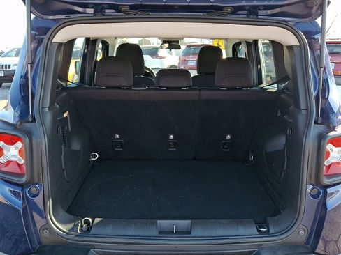 Used 2021 Jeep Renegade Sport image 27