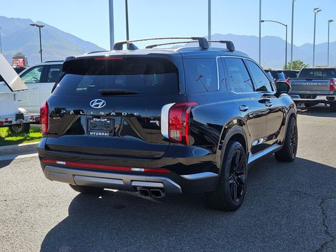 Used 2023 Hyundai Palisade SEL w/ Premium Package AWD/4WD image 3
