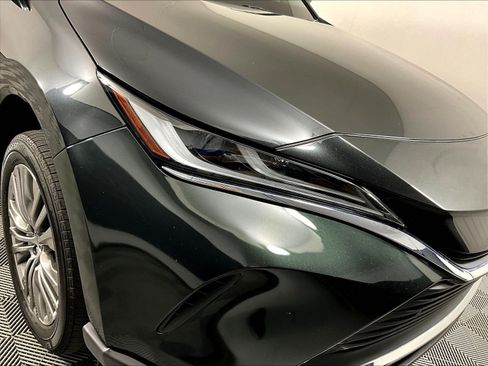 Used 2022 Toyota Venza Limited AWD/4WD image 31