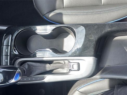 Used 2025 Buick Envista Sport Touring FWD image 21