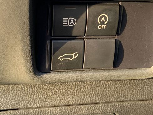 Used 2025 Toyota Highlander XSE image 24