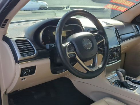 Used 2021 Jeep Grand Cherokee Limited w/ Trailer Tow Group IV image 14