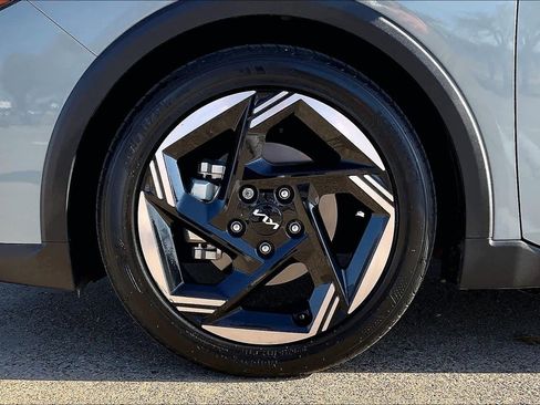 Certified 2025 Kia K4 EX image 7