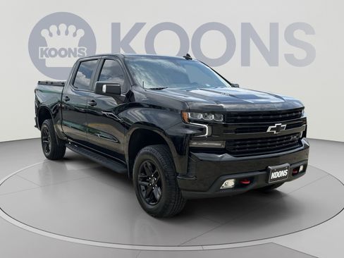 Used 2021 Chevrolet Silverado 1500 LT Trail Boss w/ Convenience Package II AWD/4WD image 2
