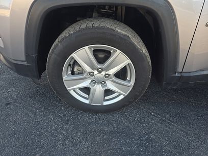 Used 2022 Jeep Compass Latitude w/ Convenience Group