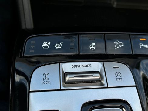 Used 2024 Hyundai Tucson Limited image 35