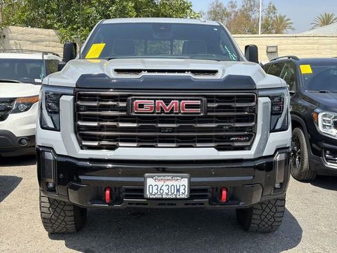 Used 2024 GMC Sierra 2500 AT4X AWD/4WD image 2