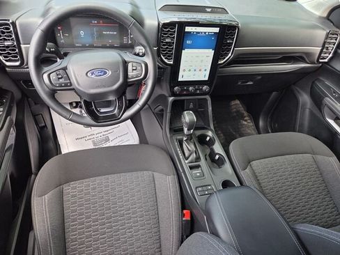 Used 2024 Ford Ranger XLT RWD image 11
