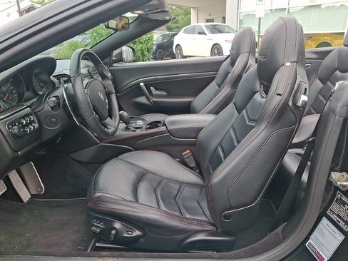 Used 2019 Maserati GranTurismo MC RWD image 12