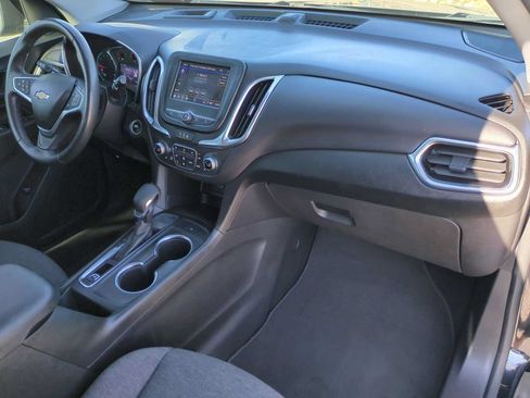 Used 2022 Chevrolet Equinox LT FWD image 28