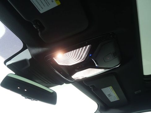 Used 2025 BMW X6 xDrive40i image 18