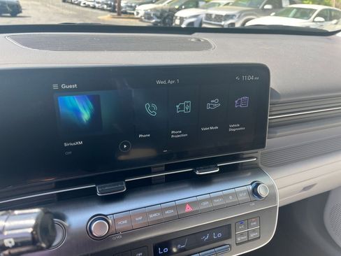 Used 2025 Hyundai Kona SEL image 17