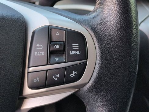 Used 2021 Ford Explorer XLT RWD image 19