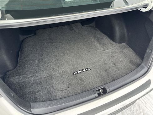 Used 2021 Toyota Corolla SE w/ Carpet Mat Package (TMS) image 14