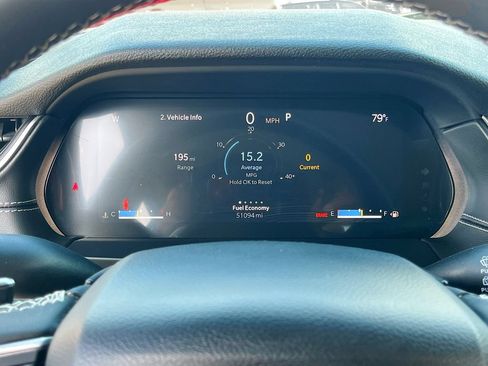 Certified 2023 Jeep Grand Cherokee Laredo AWD/4WD image 12