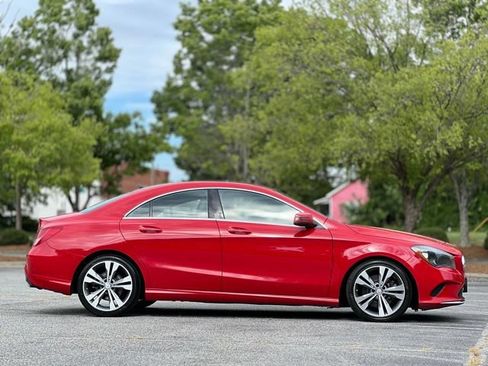 Used 2017 Mercedes-Benz CLA 250 image 4