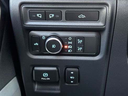 Certified 2022 Ford F150 Raptor w/ Equipment Group 801A High image 37