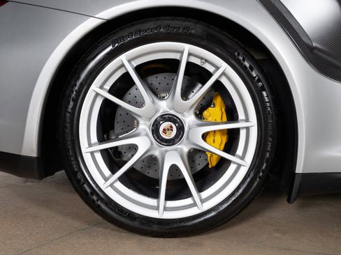 Used 2011 Porsche 911 GT2 RS image 45