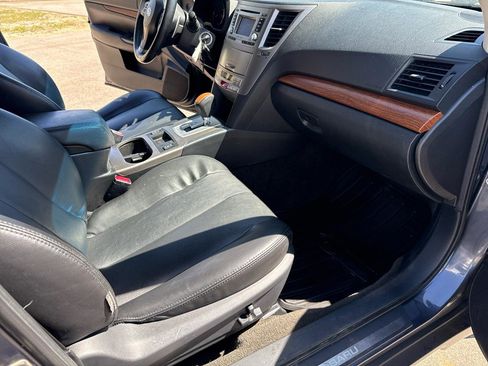 Used 2014 Subaru Outback 2.5i Limited AWD/4WD image 26