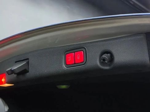 Used 2018 Mercedes-Benz E 63 AMG S image 10