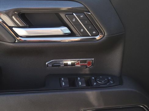 Used 2024 GMC Sierra 1500 AT4 w/ AT4 Premium Package AWD/4WD image 15