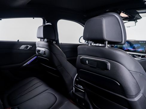 Used 2024 BMW X6 M60i image 57