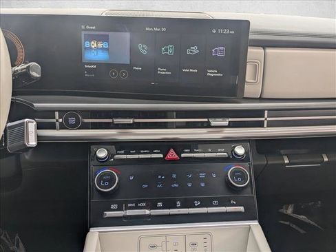 Used 2024 Hyundai Santa Fe SEL image 14