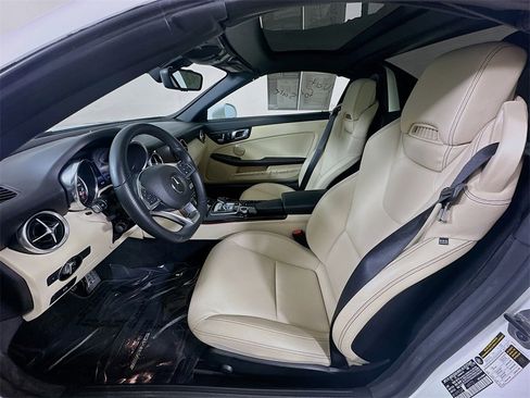 Used 2020 Mercedes-Benz SLC 300 SLC 300 image 12