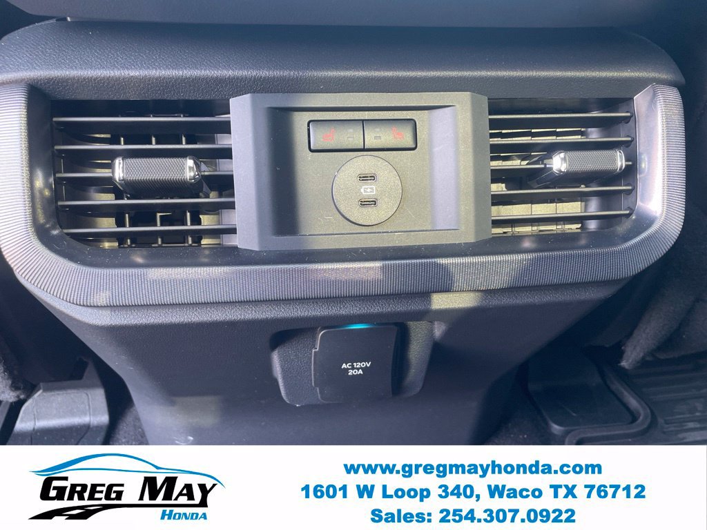 Used 2025 Ford F150 Platinum w/ Equipment Group 702A High AWD/4WD image 43