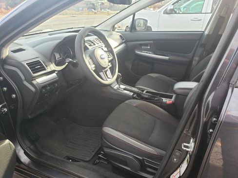 Used 2017 Subaru Crosstrek 2.0i Premium image 7