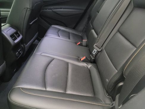 Used 2018 Chevrolet Equinox Premier FWD image 18